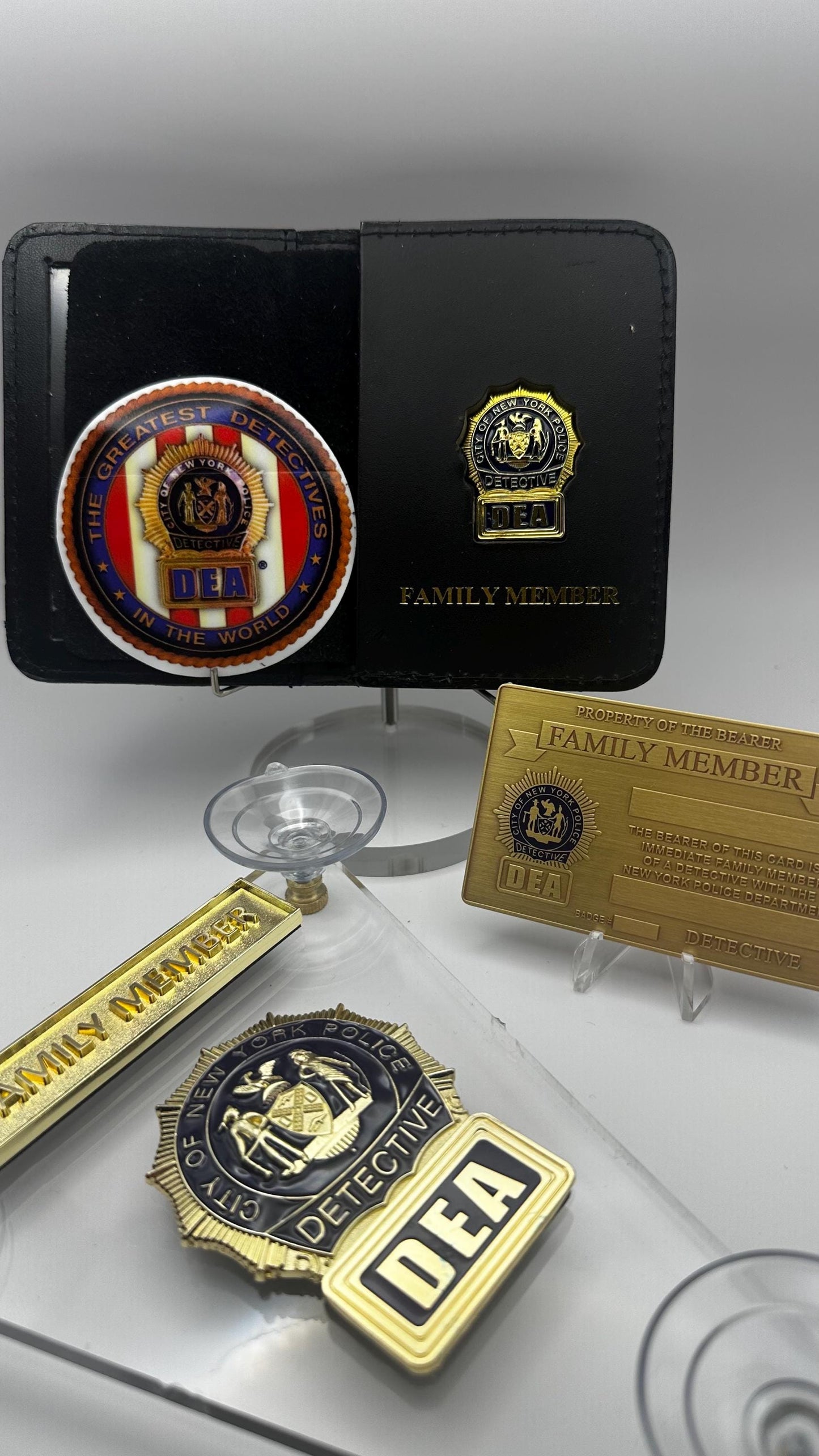 Windshield badge DEA family member set